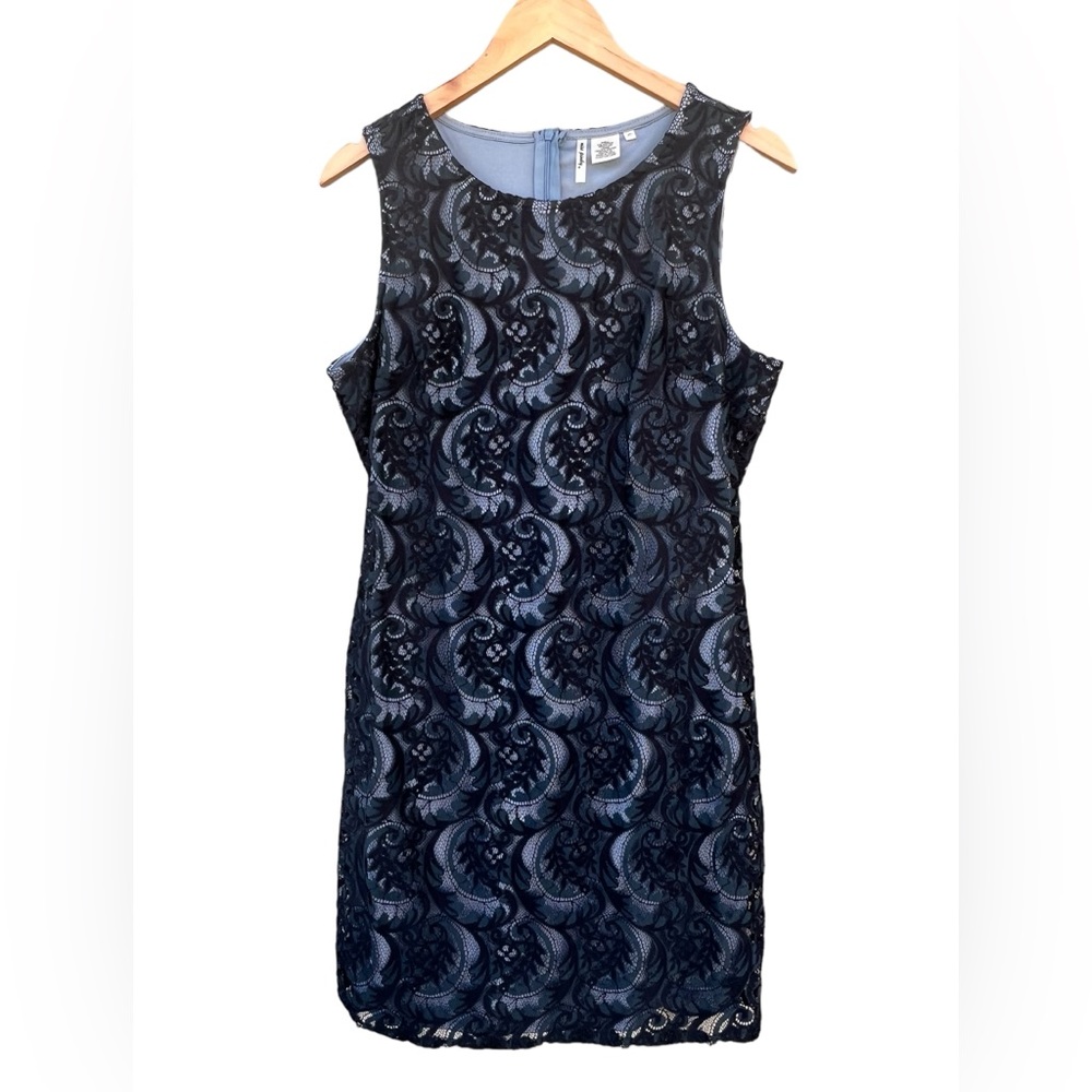 Miss Pinky’s Woman’s Lace, Lined Sleeveless Dress - Size Large